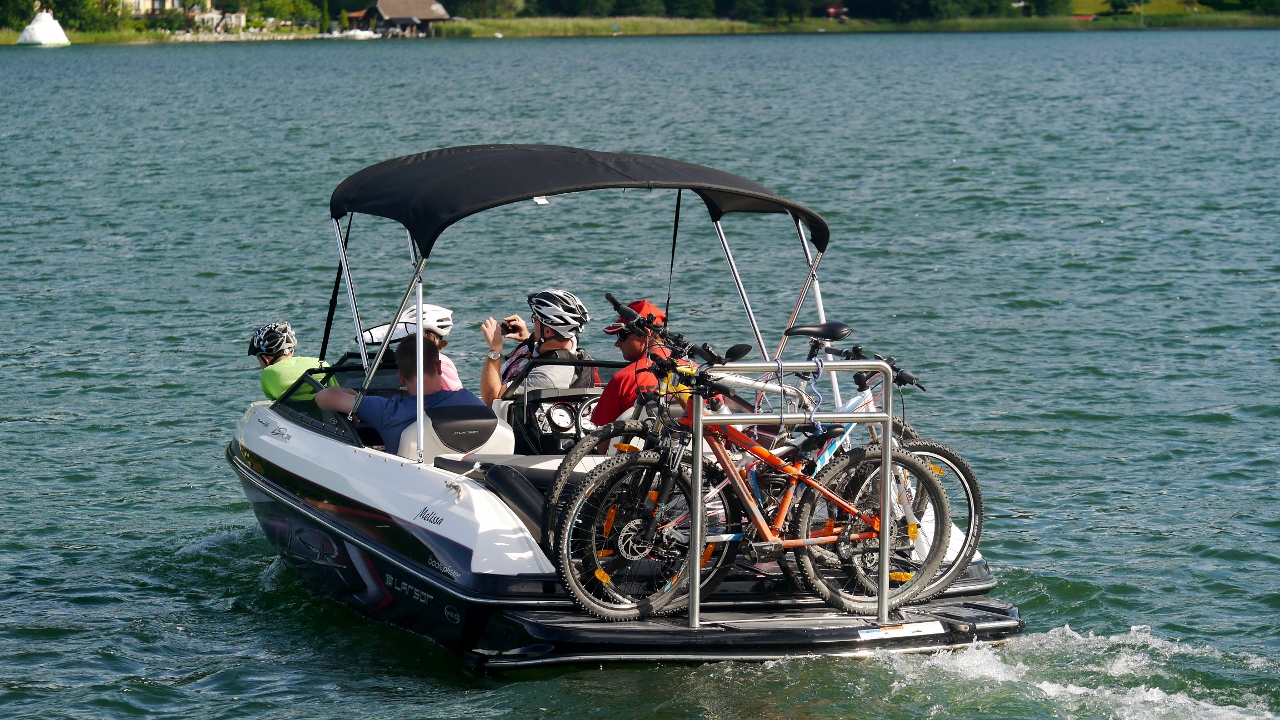 WASSERSPORTZENTRUM SEETAXI STEGER