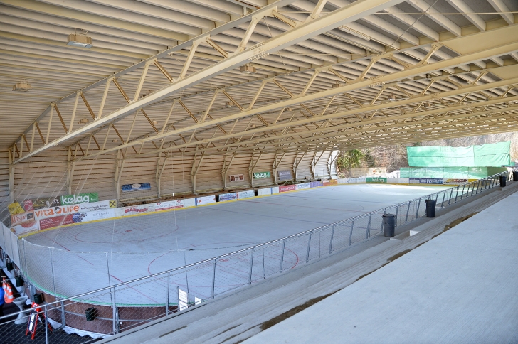 Artificial Ice Rink / Multi-Purpose Hall in Velden