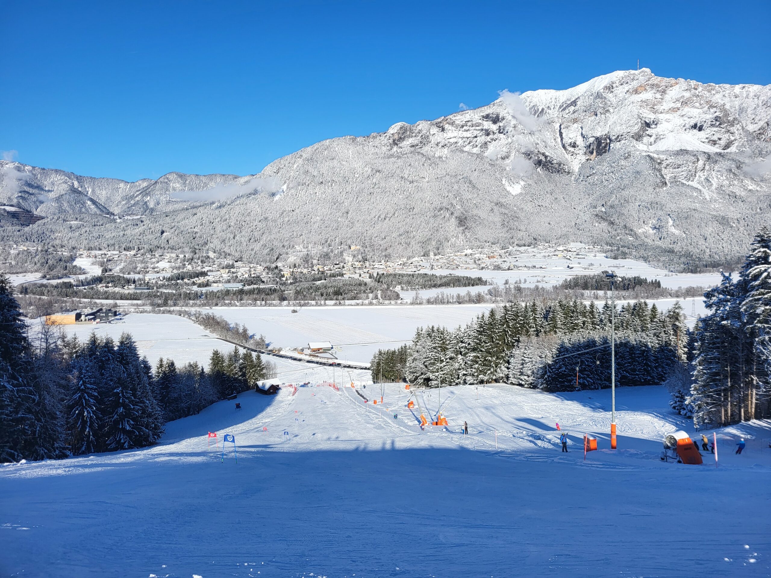 SKIELDORADO HRAST – NACHTSKILAUF